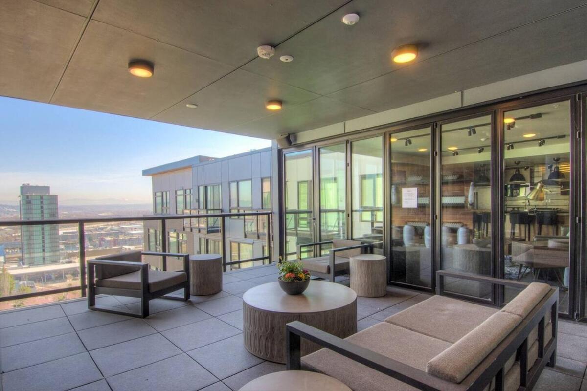 شقة تاكوما، واشنطن  في Large-Modern Studiomt Rainier View Downtown المظهر الخارجي الصورة